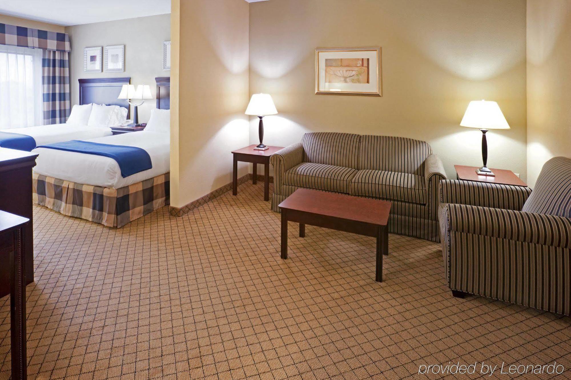 Holiday Inn Express & Suites - Austin - Round Rock By Ihg Room photo
