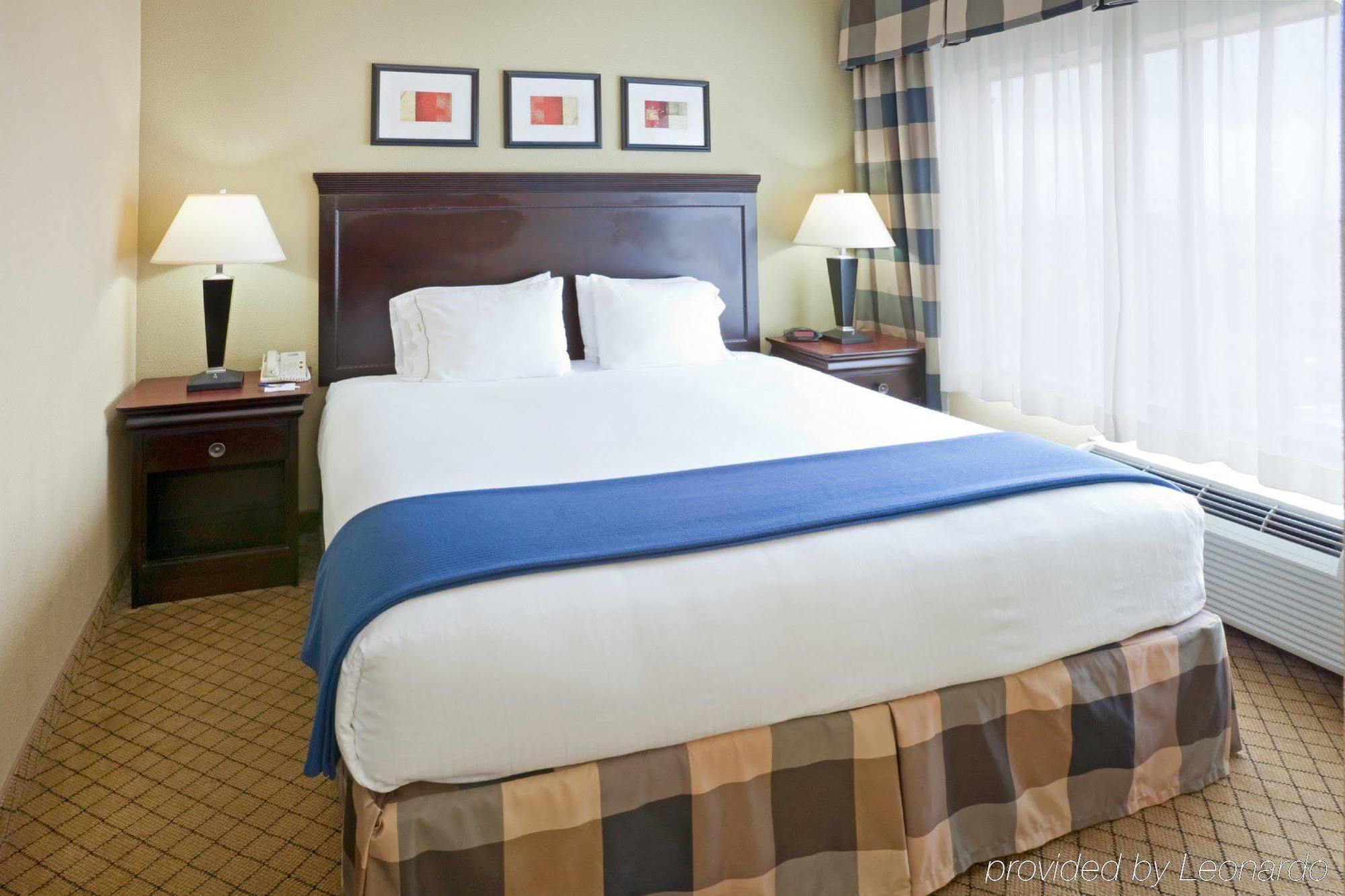 Holiday Inn Express & Suites - Austin - Round Rock By Ihg Room photo
